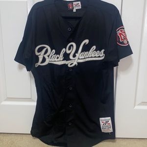 Black Yankees jersey size L